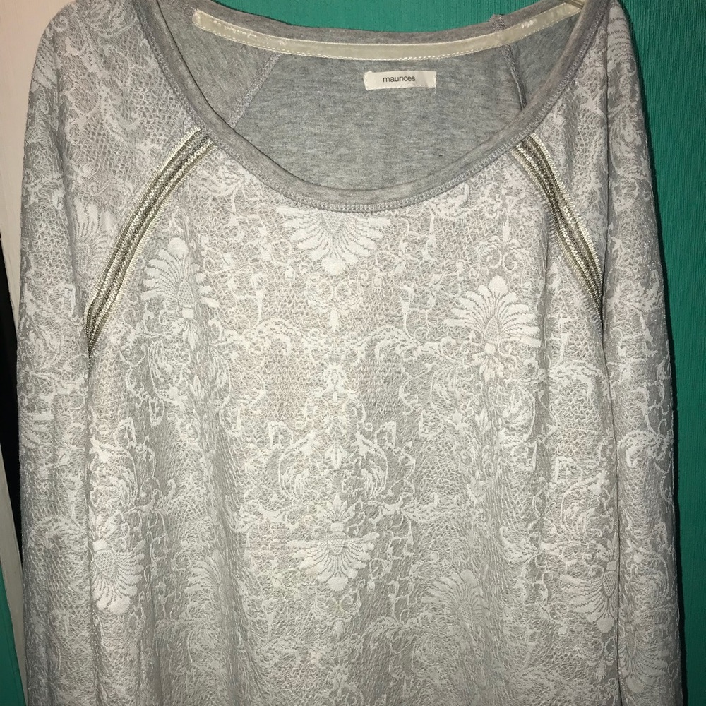 Maurice’s sweater xl